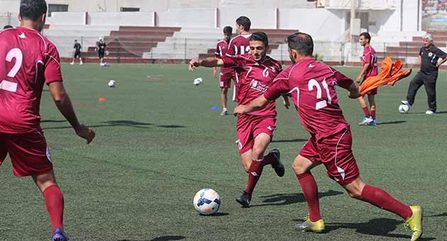 بالصور النجمة يستعد لمبارا ة التتويج امام الراسينع 