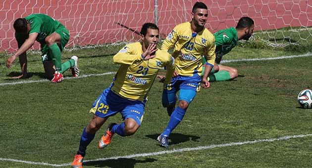 بطولة لبنان : فوز الصفاء على الانصار بالصور ...