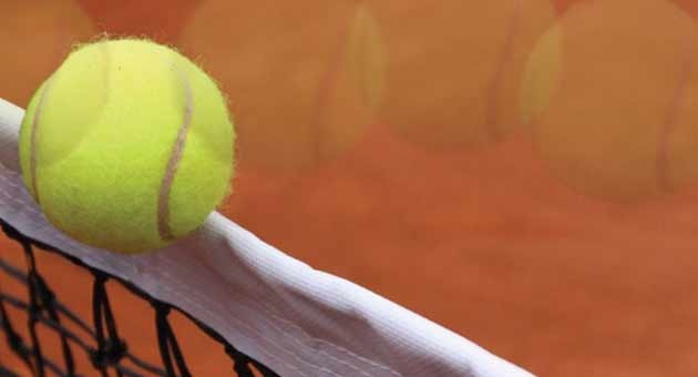 tennis_4_4_630 كأس ديفيس : تشيكيا تتقدم على اليابان في اليوم الاول