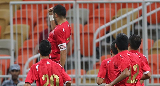 leb_6_111_630 منتخب الامارات يتخطى نظيره اللبناني 3-2 بصعوبة