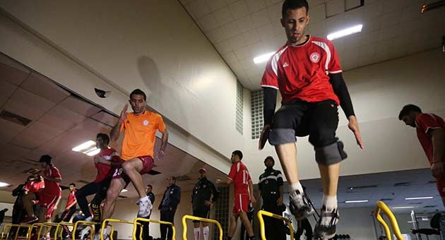 بالصور : تمارين منتخب لبنان استعداداً لمباراة تايلند