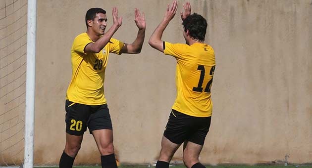 moni_14_3_630 العهد اول المتأهلين الى نهائي كأس بلدية حارة حريك