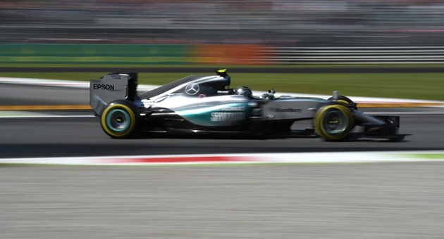 f1_5_9_630 هاميلتون اول المنطلقين في جائزة ايطاليا الكبرى