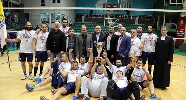 volleyball.29_630 القلب الأقدس بطل لبنان للدرجة الثانية في كرة الطائرة