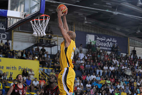 الرياضي بيروت يتحطى النجم الساحلي 68-63