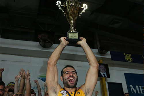 الرياضي بطلاً لدورة  حسام الحريري لكرة السلة 