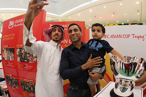 وصول كأس آسيا الى قطر 