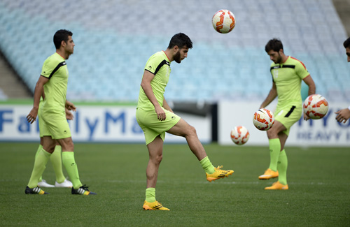 كأس آسيا : استعدادات ايران وقطر للمواجهة المرتقبة بينهما 