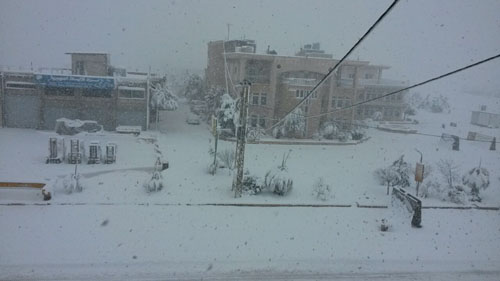 لبنان يستقبل العاصفة (زينة 2015 )