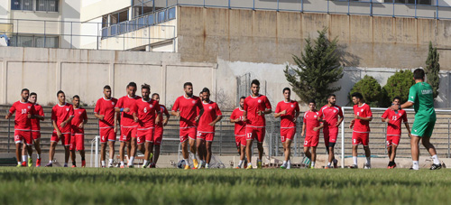 مدرب منتخب لبنان يستدعي 24 لاعباً 