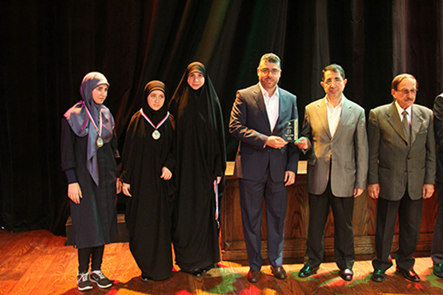 مهرجان (بيئتي تغدو أجمل)  للعام 2016