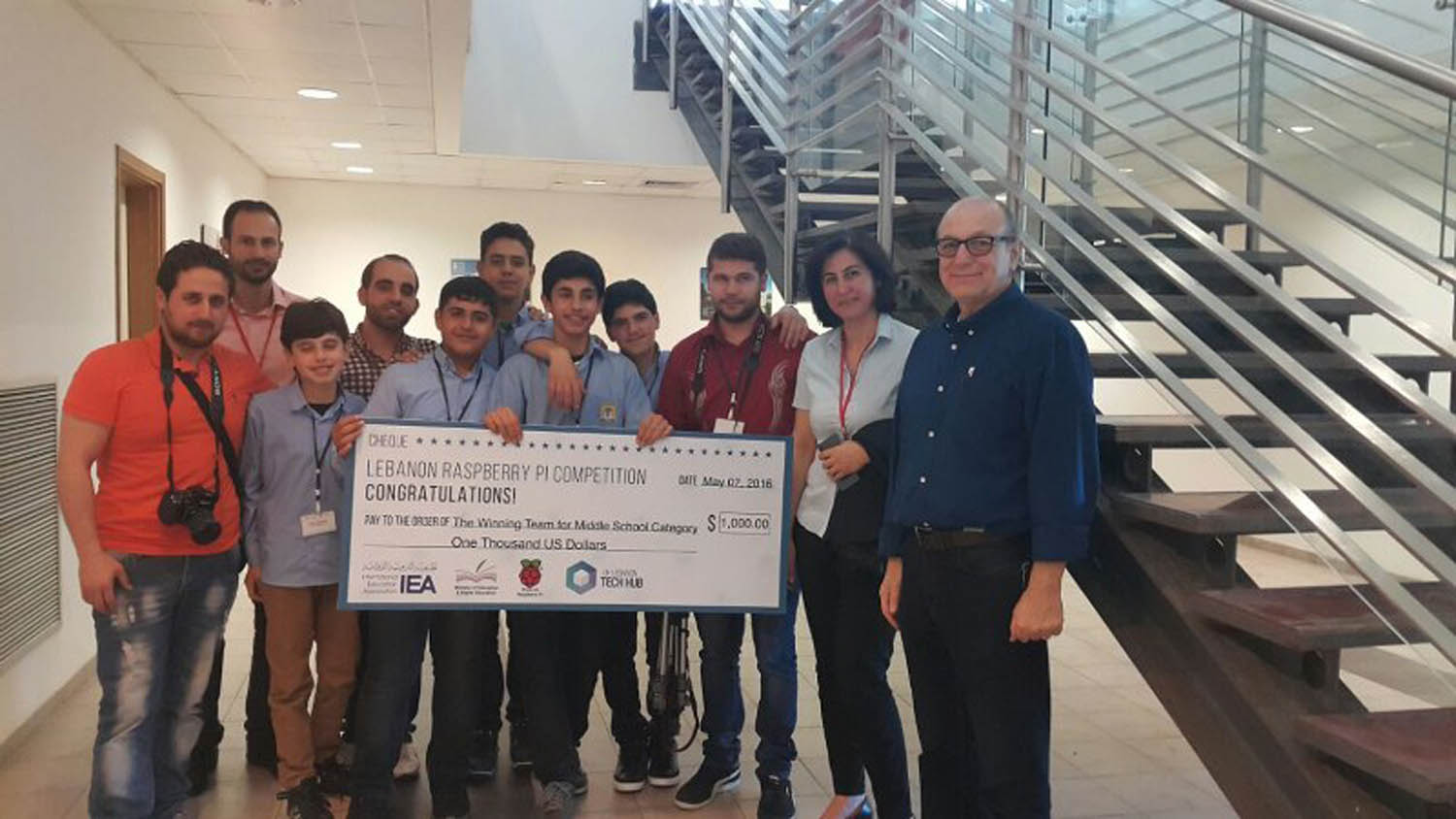 المرتبة الأولى لمدارس المهدي بمباراة البرمجة والمشاريع العلمية