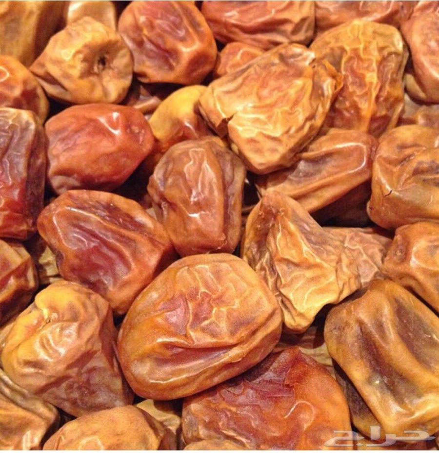 تعرف بالصور على اشهر انواع التمور