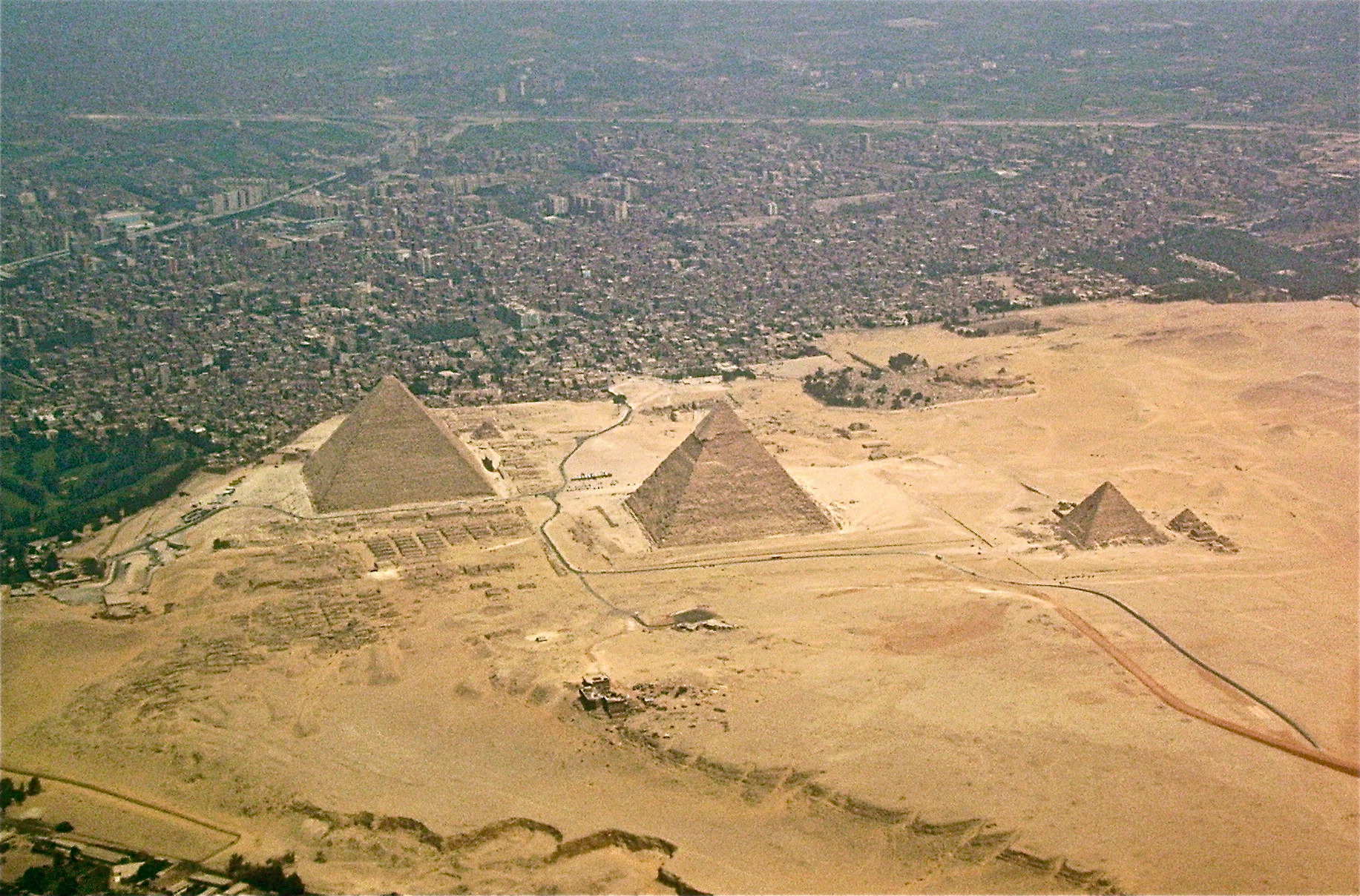 الاهرامات من السماء