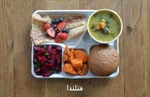 الوجبات المدرسية في دول العالم