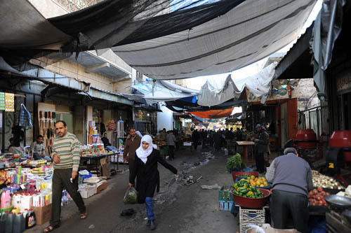 سوقُ الزاوية بغزة .. نمطٌ تراثيٌ رائع