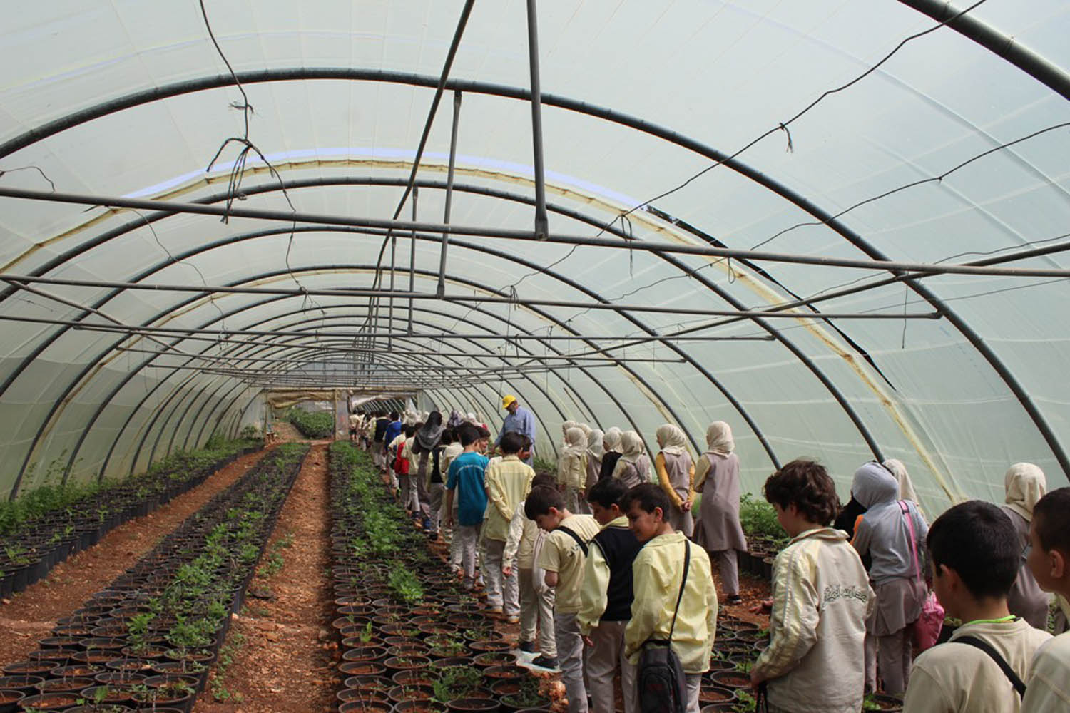 90 طالباً في ضيافة جهاد البناء