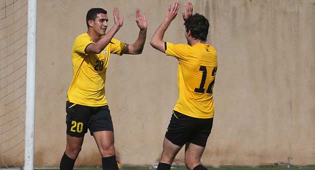 العهد اول المتأهلين الى نهائي كأس بلدية حارة حريك