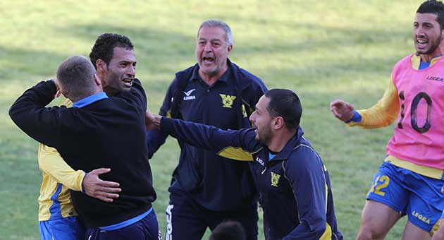 بطولة لبنان : فوز الصفاء على الانصار بالصور ...
