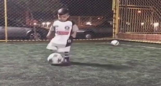 بالفيديو .. "خليفة ميسي"!