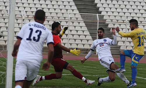 من مباراة الصفاء والمبرة في افتتاح الاسبوع الـ13 من الدوري اللبناني لكرة القدم الصفاء يعود الى الصدارة مؤقتاً