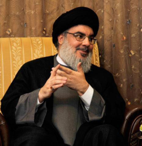 سماحة السيد حسن نصر الله خلال المقابلة مع صحيفة بين تموزين قائد المقاومة يتذكّر