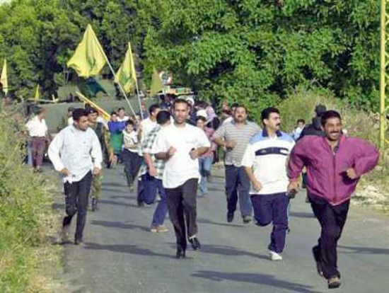 الجنوبيون يحتفلون بالتحرير التحرير في شهادات الاعلاميين والمصورين الصحفيين: يوم عانق الفخر دموع الفرح
