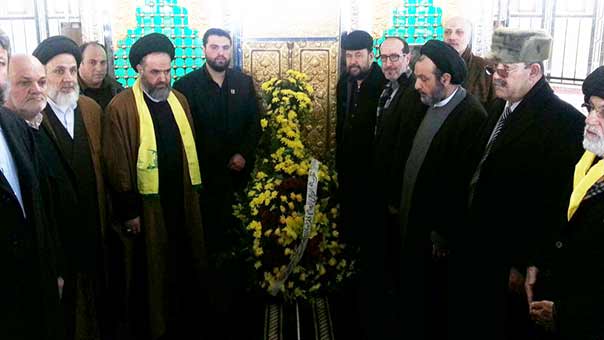 بالصور: حزب الله يحيي ذكرى الشهداء القادة بمراسم خاصة على ضريح الشهيد السيد عباس الموسوي في النبي شيت