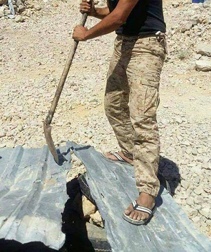 على هامش المعركة.. &rsquo;نهفات&rsquo; المقاومين
