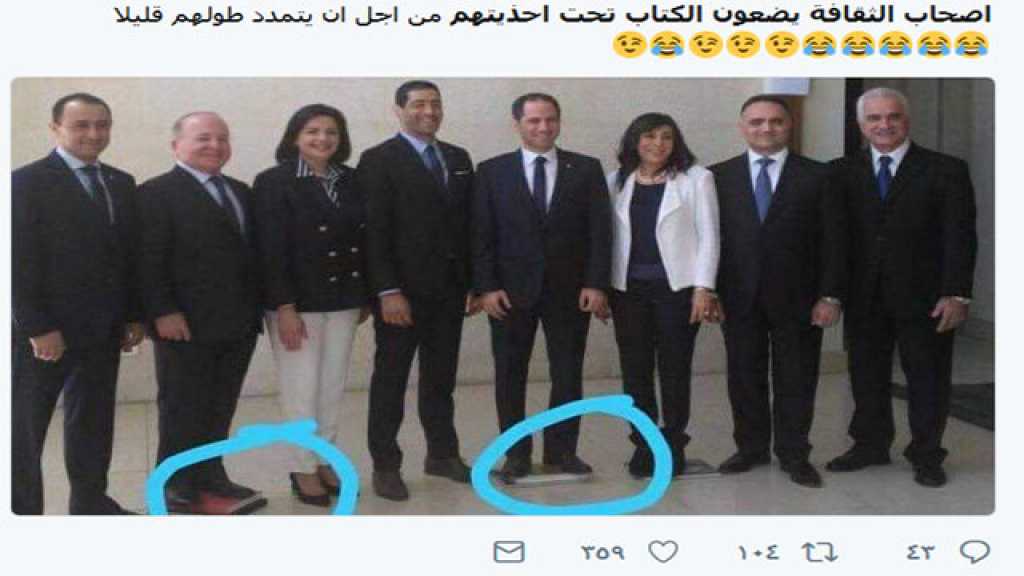  الكتاب لدى &rsquo;أصحاب الثقافة&rsquo;.. لا يستخدم للقراءة بل لمزيد من الطول!