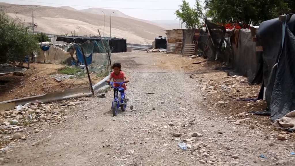 سلطات الاحتلال تستكمل اخلاء بادية القدس