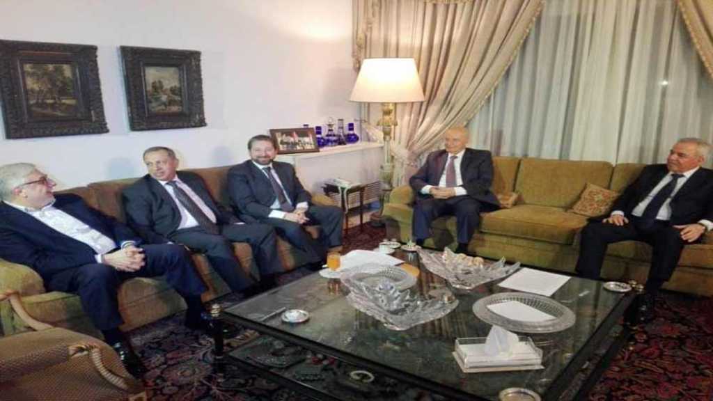 اللقاء التشاوري أعلن سحب التنازل بعدم اشتراط حقيبة معينة لممثله في الحكومة
