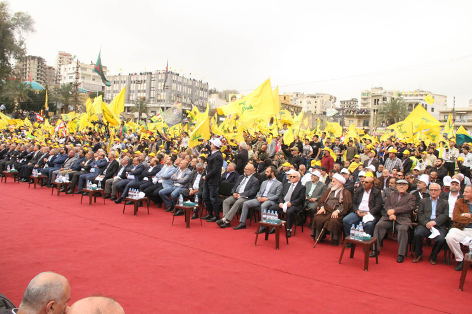 بالصور: مهرجان الوفاء للنصر في مدينة النبطية جنوب لبنان
