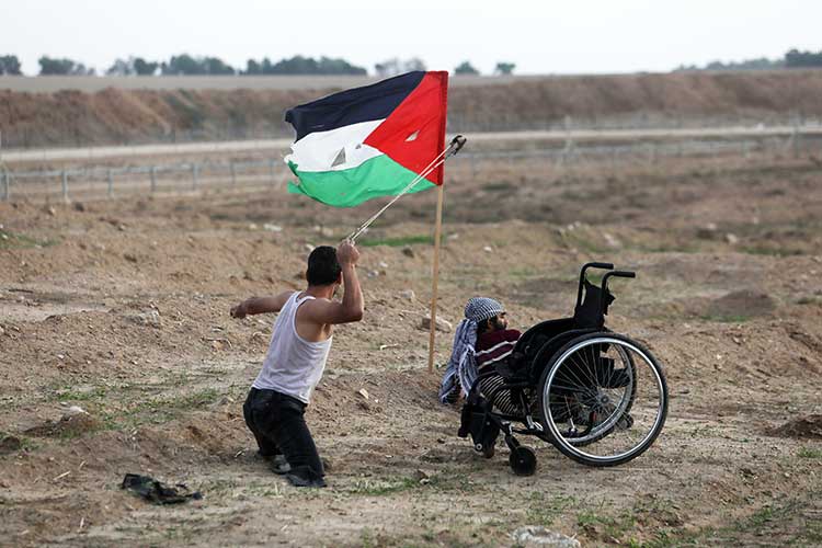 العلم الفلسطيني راية مسيرات العودة