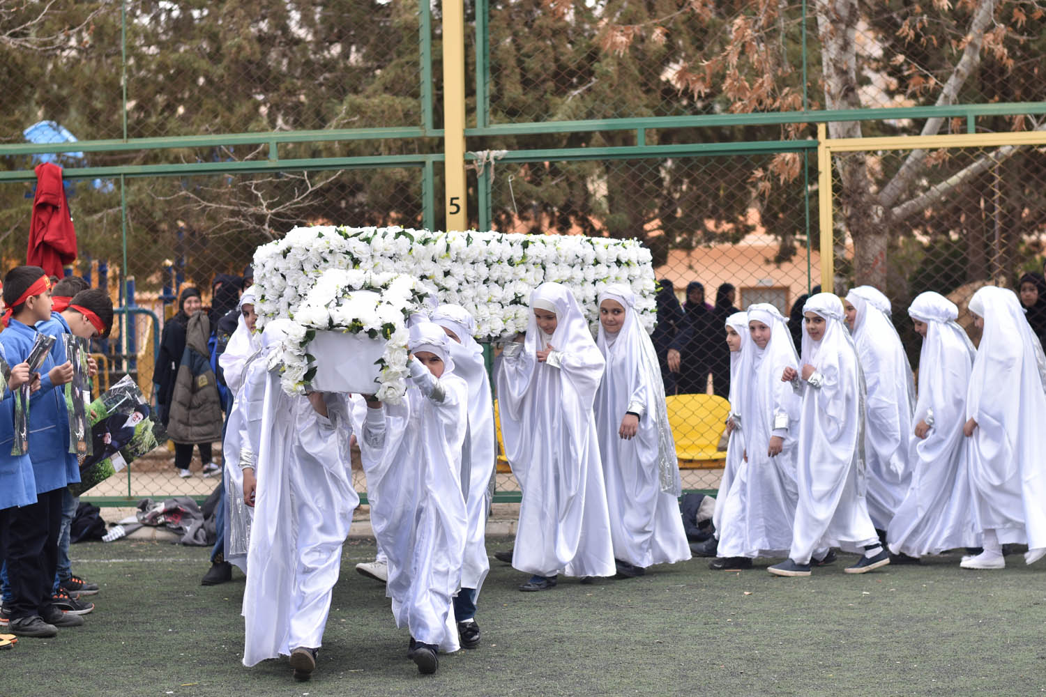 احياء ذكرى شهادة السيّدة الزهراء في بعلبك