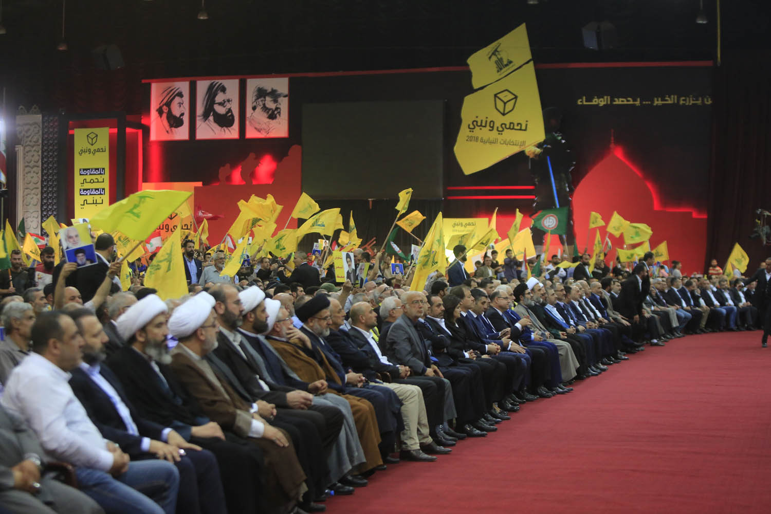 بالصور.. مهرجان الوفا للعز  جبيل-كسروان الانتخابي  في مجمع سيد الشهداء (ع)