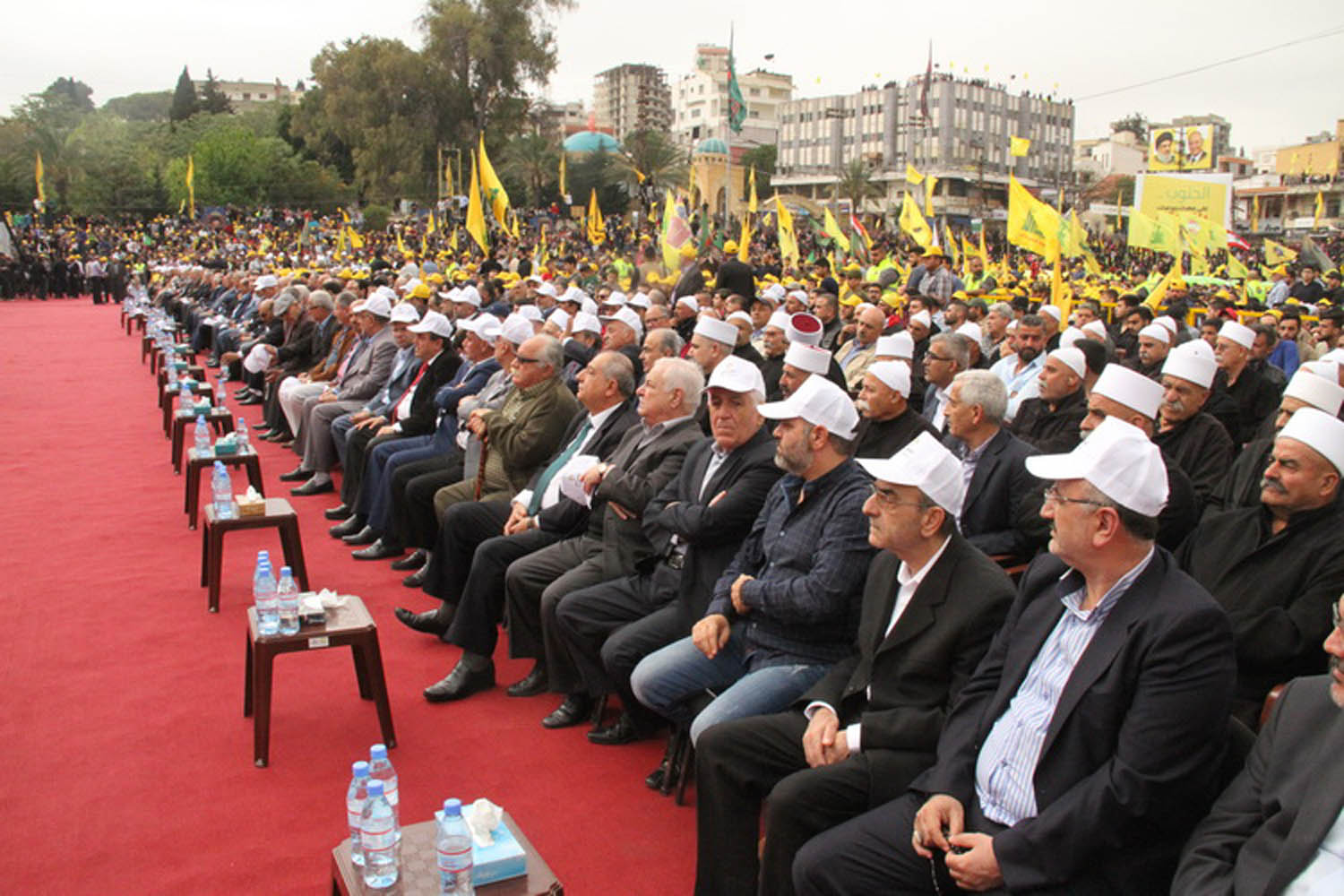 بالصور: مهرجان الوفاء للنصر في مدينة النبطية جنوب لبنان
