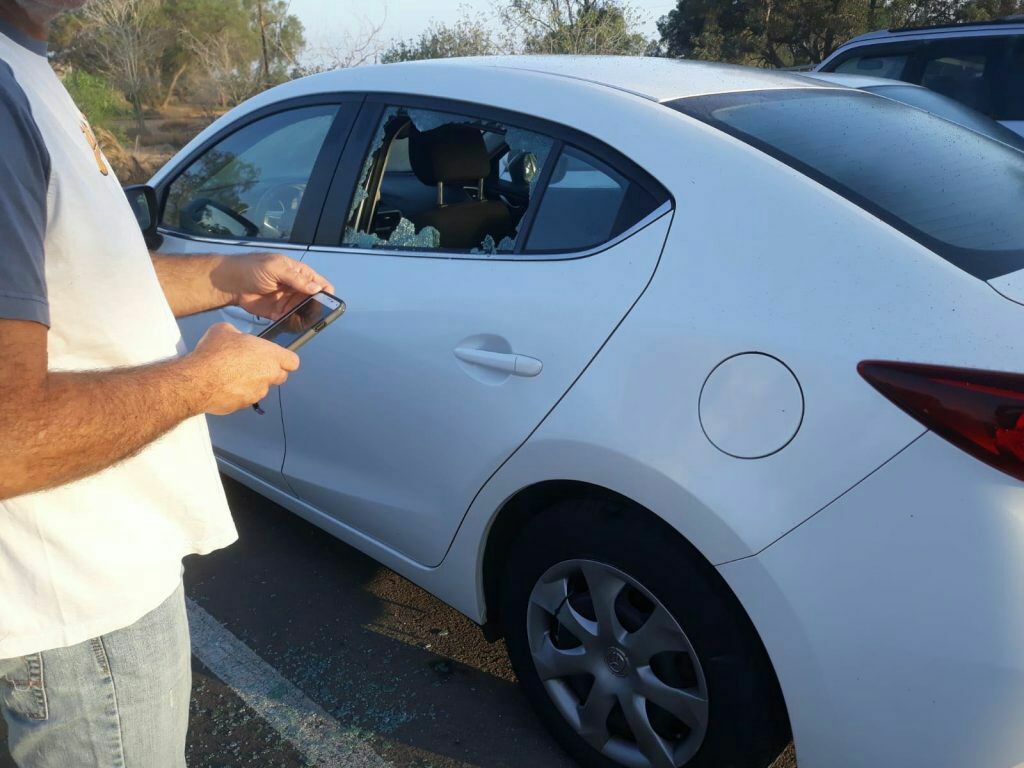 المقاومة الفلسطينية ترد على الاعتداءات الصهيونية بقصف مواقع ومستوطنات قرب غزة 
