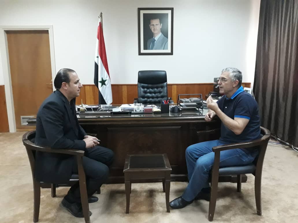 عن مبادرة خليفة لمصافحة المعلم.. وزير المصالحة السوري لـ’العهد’: عندما تصدق النوايا سيكون لنا موقف