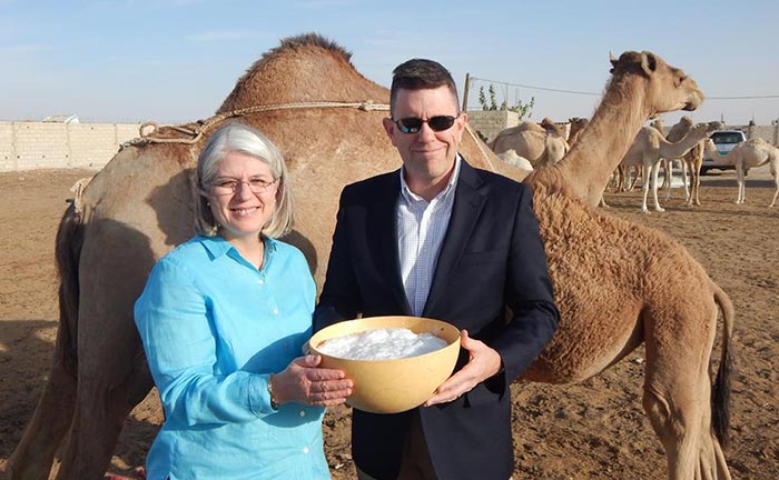 السفير الأمريكي الجديد في موريتانيا ودبلوماسية شرب لبن الإبل...