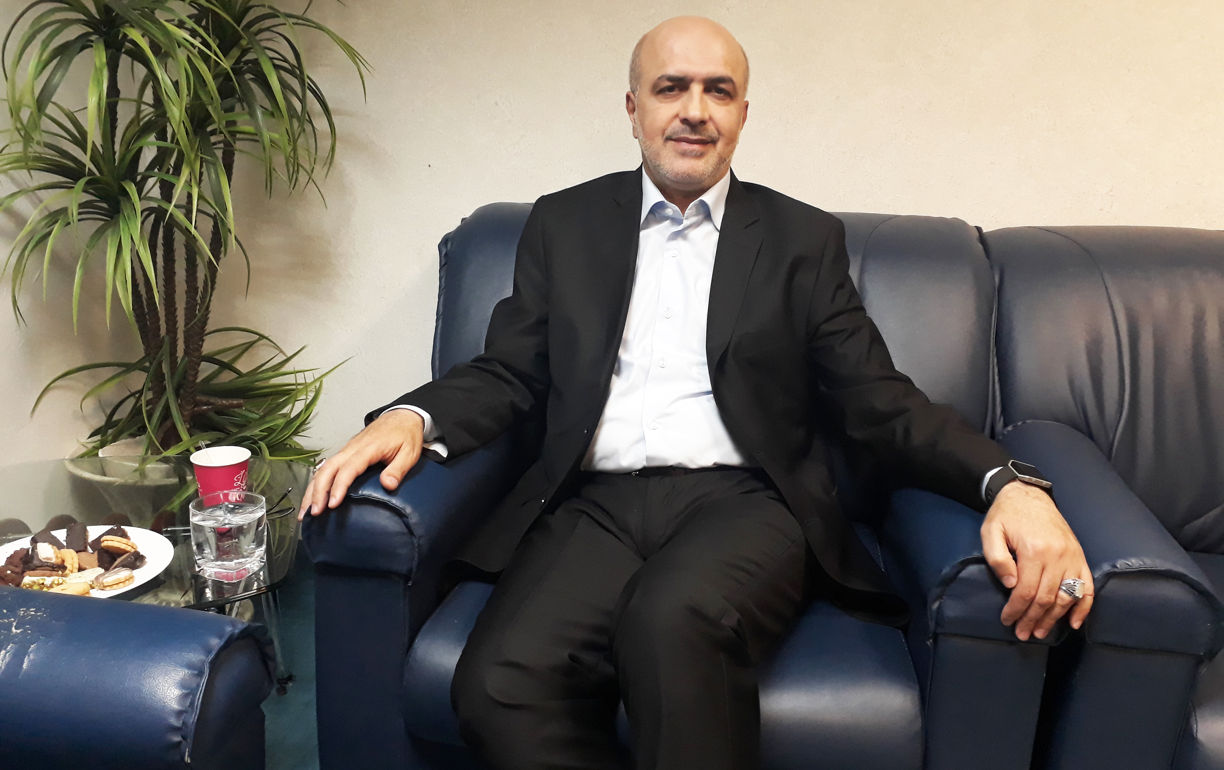 النائب المنتخب أنور جمعة لـ ’العهد’: كما كنا أقوياء في المقاومة سنقاوم أيضاً في البناء