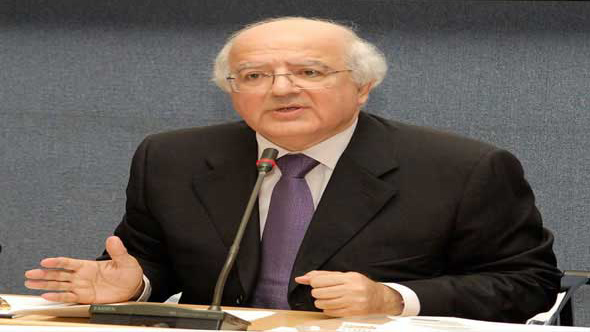 عامان في بعبدا...’زحمة’ ملفات في مكتب الرئيس