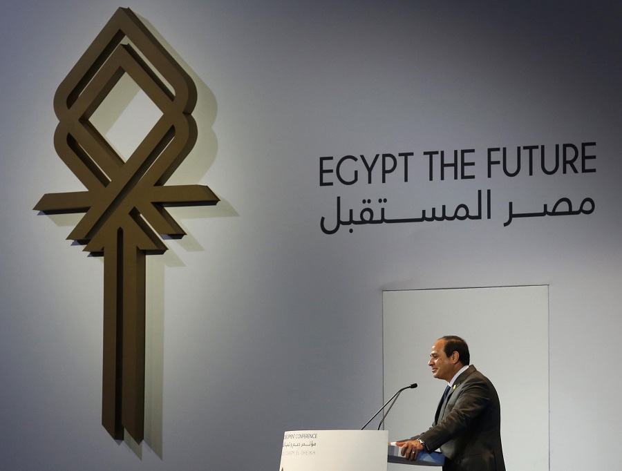 خبراء اقتصاديون مصريون يتحدثون لـ&rsquo;العهد&rsquo; بعد 3 سنوات على المؤتمر الاقتصادي: أين منح الخليج؟